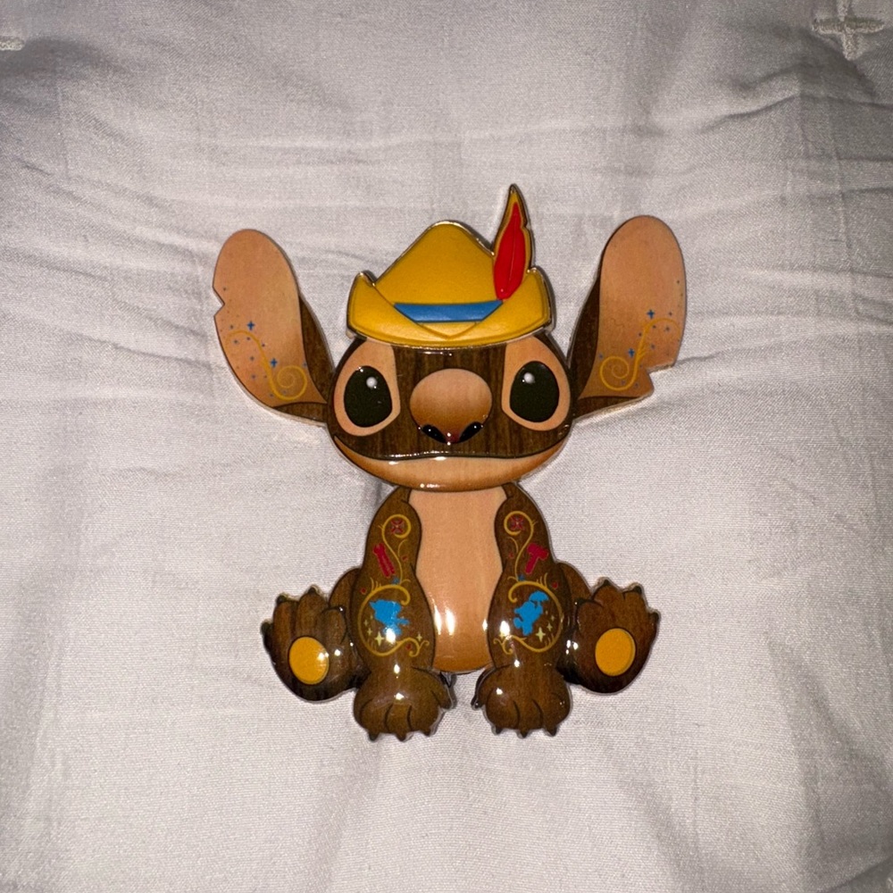 Stitch Crashes Pinocchio pin